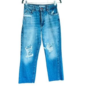 ZARA High Waisted Jeans Size 2 Preowned in great condition Distressed Hem
